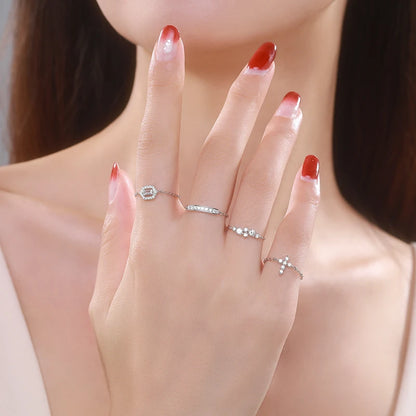 silver altrus chain ring, on finger, front view